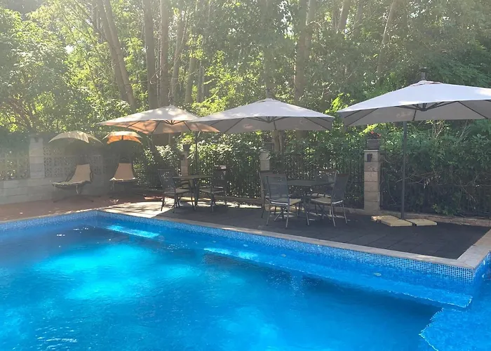 Park And Pool Family 酒店 内塞伯尔